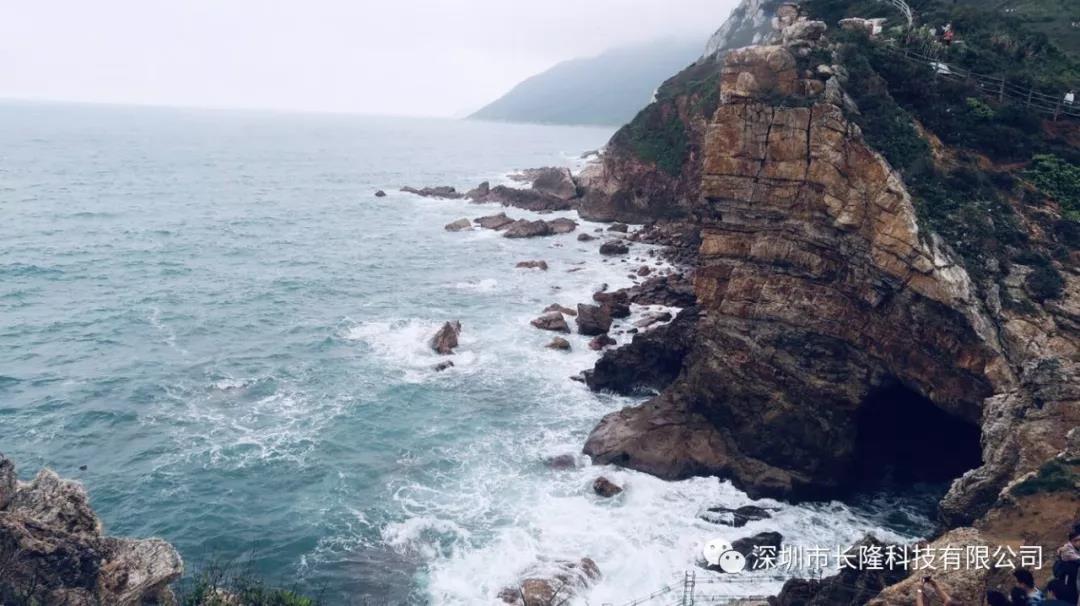 長隆科技海邊團(tuán)建